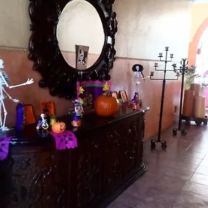https://the-melville-boutique-hotel.mazatlan-hotels.com